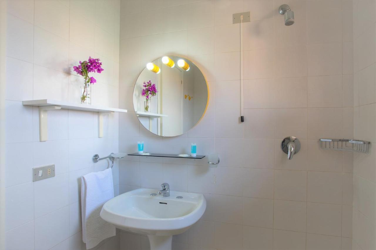 Residence Bouganville Porto Rotondo Exterior foto