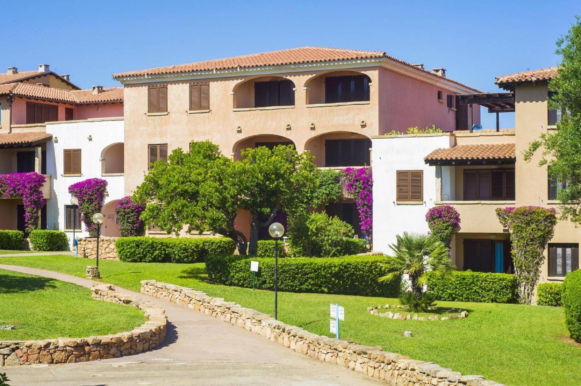 Residence Bouganville Porto Rotondo Exterior foto