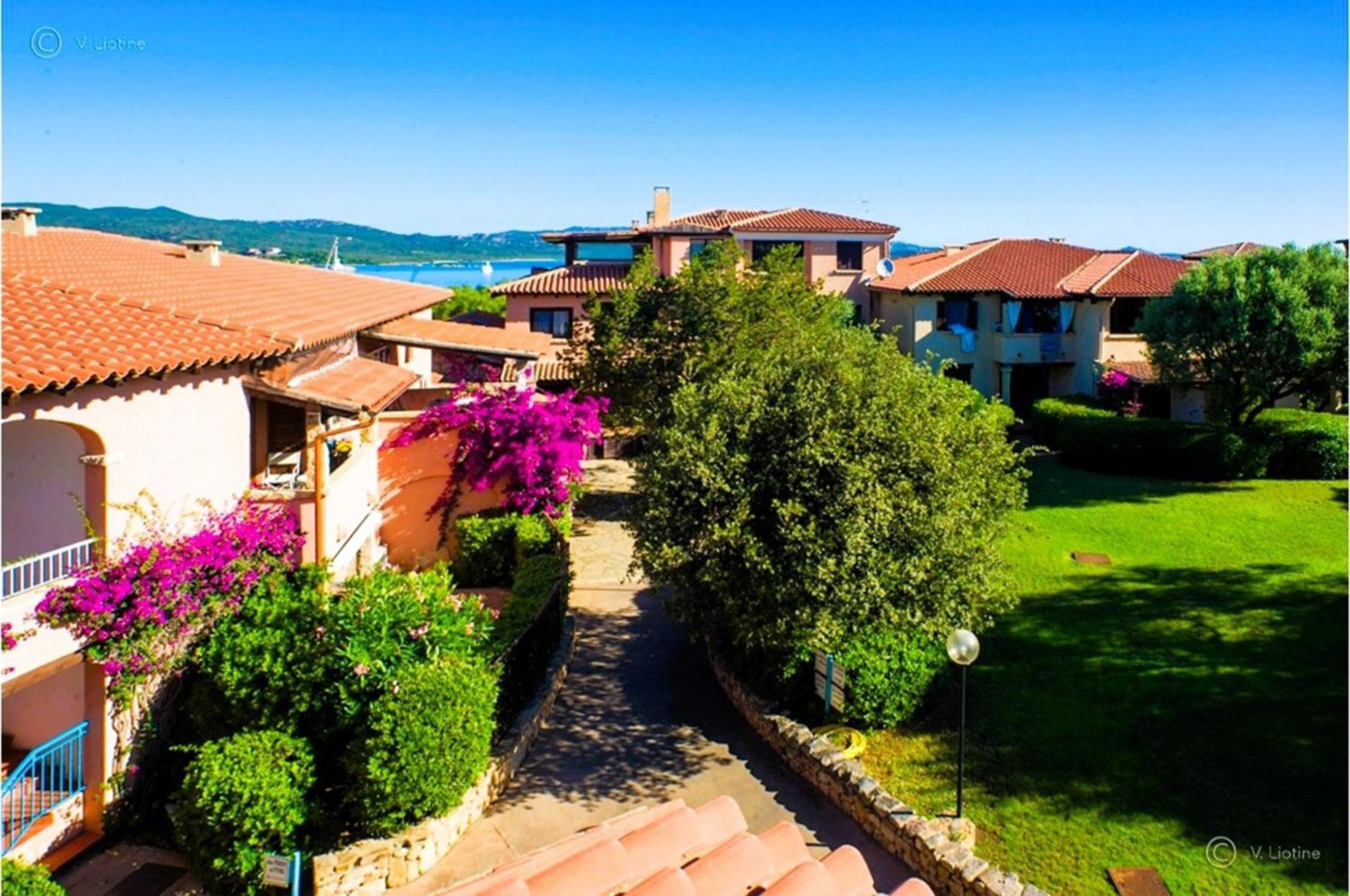 Residence Bouganville Porto Rotondo Exterior foto